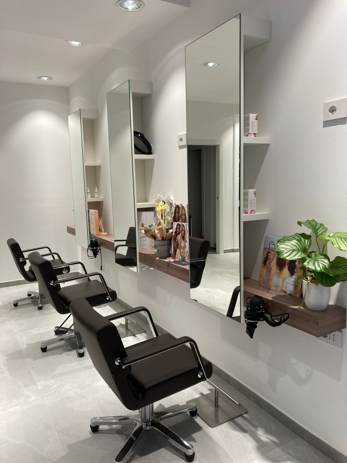 Postazioni Armonì Haircode Luino